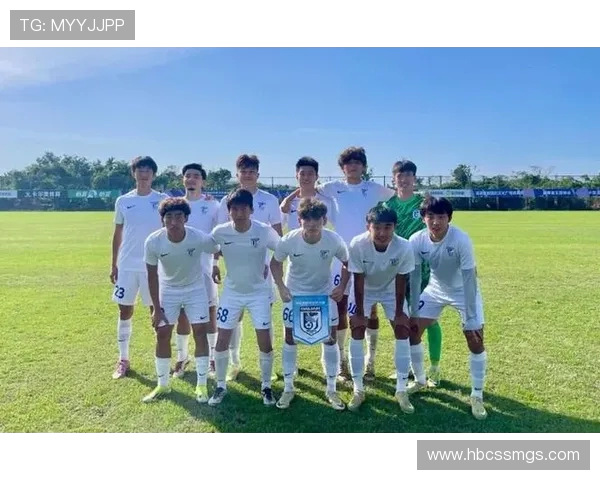 半场战报大连英博与武汉三镇互交白卷刘祝润朱鹏宇频频造险邓涵文因伤退场